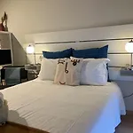 Cosy Studio Apartment At Arroios - 2C